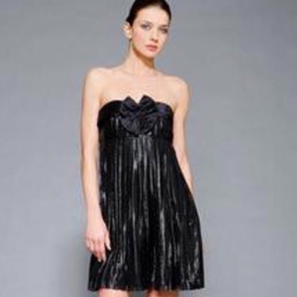 Vera Wang Lavender Label Silk Blend Pleated Mini Dress‎ Size Small